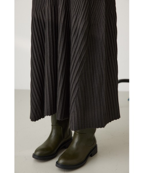 crie conforto(クリーコンフォルト)の「バイカラービスチェドッキングニットワンピ 冬服(ワンピース・レディース・ブラック/カーキ/グレー・SMALL/MEDIUM)」の21枚目の写真