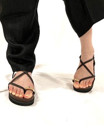 Q | サムリングメタルサンダル(サンダル)