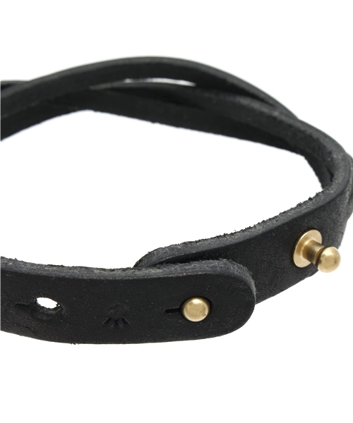 Esperanto(エスペラント)の「esperanto (エスペラント)/イタリアレザー(プエブロ) 編み込みブレスレット(ブレスレット・メンズ・ブラック/キャメル/グレー/ブラウン・ONE SIZE)」の6枚目の写真