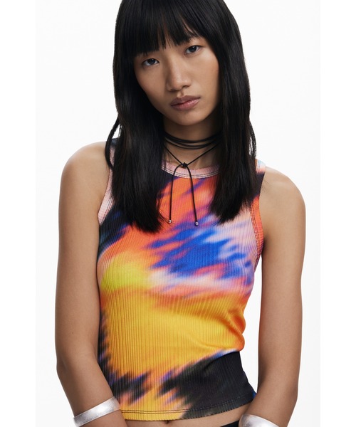 Desigual（デシグアル）の「TSBUTTERFLYLACROIX サンセットブラー クロップドタンク（Tシャツ/カットソー・レディース・マルチ・XL/S/M/L/XS）」の4枚目の写真