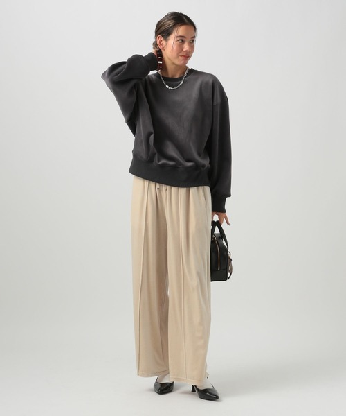 BAYFLOW（ベイフロー）の「[なめらかな肌ざわり]ソフトコーデュロイプルオーバー（スウェット・レディース・ピンク/チャコール/オフホワイト・FREE）」の16枚目の写真