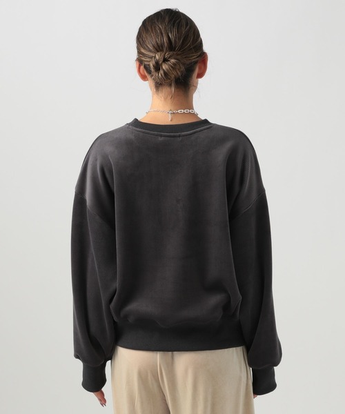 BAYFLOW（ベイフロー）の「[なめらかな肌ざわり]ソフトコーデュロイプルオーバー（スウェット・レディース・ピンク/チャコール/オフホワイト・FREE）」の5枚目の写真