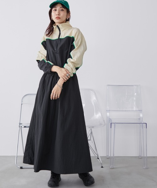 Auntie Rosa Holiday(アンティローザホリデー)の「ハーフジップカラーブロッキングワンピース(ワンピース・レディース・ブラック/ネイビー・FREE)」の5枚目の写真