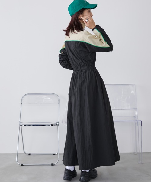 Auntie Rosa Holiday(アンティローザホリデー)の「ハーフジップカラーブロッキングワンピース(ワンピース・レディース・ブラック/ネイビー・FREE)」の7枚目の写真