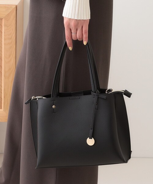 SHOO・LA・RUE(シューラルー)の「【軽量/2WAY】デイリーにも通勤にも ふわっと軽いトートバッグ(トートバッグ・レディース・ブラック/イエロー系その他/グレー/ベージュ系4・00)」の18枚目の写真