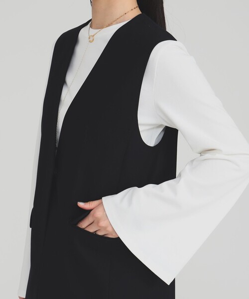 Demi-Luxe BEAMS(デミルクス ビームス)の「コットン ラペルレス ジレ(ベスト・レディース・ネイビー/ベージュ・36/38)」の17枚目の写真