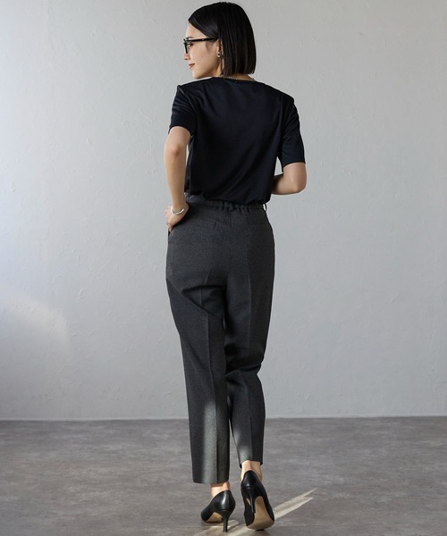 etre pret(エトレプレ)の「多サイズ展開 タック切替半袖カットソー(Tシャツ/カットソー・レディース・ホワイト/ブラック・M/L/3L/S/LL)」の7枚目の写真