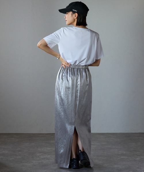 etre pret(エトレプレ)の「多サイズ展開 タック切替半袖カットソー(Tシャツ/カットソー・レディース・ホワイト/ブラック・M/L/3L/S/LL)」の14枚目の写真