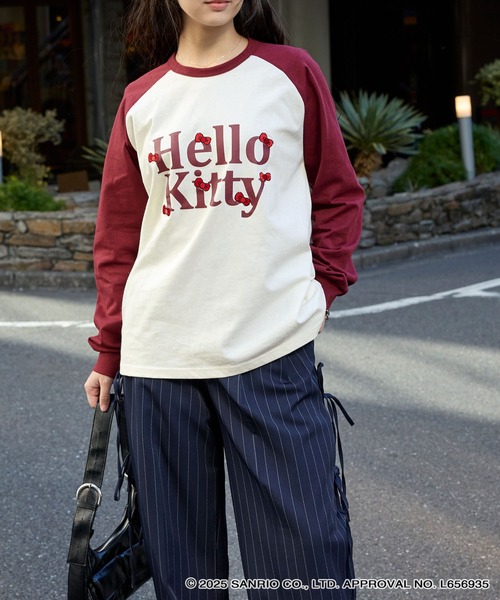 sanrio(サンリオ)の「【HELLO KITTY】別注 ハローキティ リボン刺繍 オーバーサイズラグランロンT(Tシャツ/カットソー・レディース・ブラック系/レッド系/スミクロ/オフホワイト・M/L)」の21枚目の写真