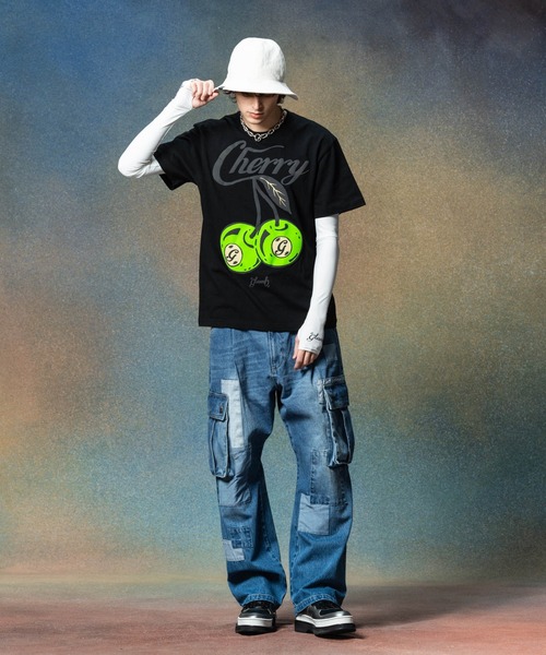 glamb(グラム)の「Cherry Ball T-Shirt / チェリーボールTシャツ(Tシャツ/カットソー・メンズ・ブラック/ホワイト/レッド・S/M/L)」の16枚目の写真