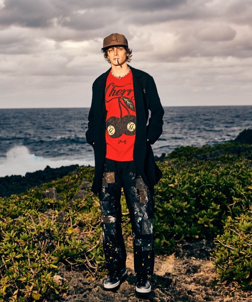 glamb(グラム)の「Cherry Ball T-Shirt / チェリーボールTシャツ(Tシャツ/カットソー・メンズ・ブラック/ホワイト/レッド・S/M/L)」の5枚目の写真