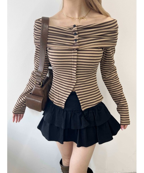 PHILLY（フィリー）の「【PHILLY】ボーダーオフショルトップス（Tシャツ/カットソー・レディース・ブラック/ブラウン・FREE）」の5枚目の写真