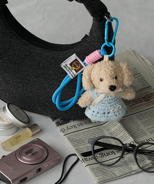 BONLECILL Marche（ボンルシールマルシェ）の「【BONLECILL Marche】おめかしアニマルマスコット／ぬいぐるみキーホルダー（キーホルダー・レディース・ブラック/ホワイト/パープル/ベージュ/ブラウン/ピンク/アイボリー/ブルー/ピンク系1・FREE）」の6枚目の写真