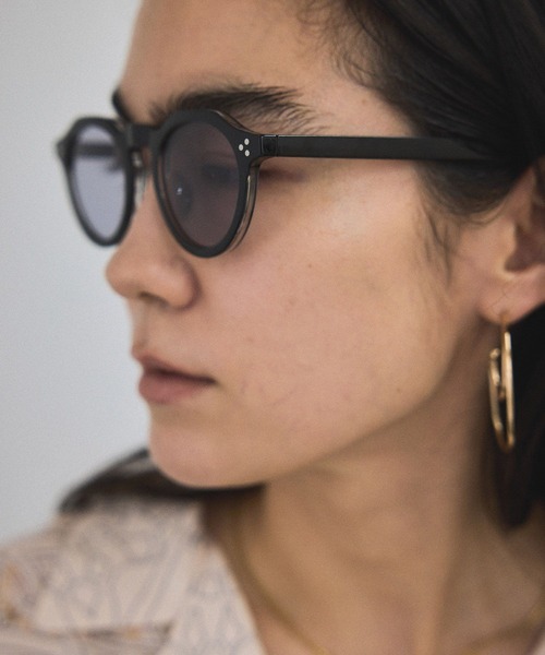 SALON adam et rope'（サロン アダム エ ロペ）の「ケースセットクラウンフレームUVカットグラス（サングラス・レディース・ブラック/グレー・FREE）」の2枚目の写真