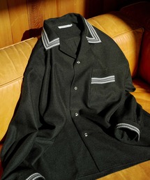 テープ開襟シャツ