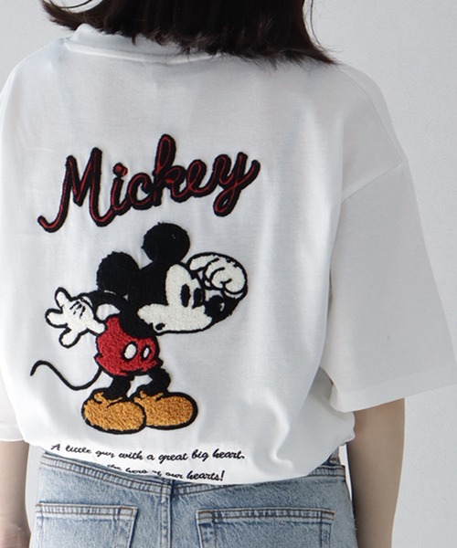 Disney(ディズニー)の「【Disney/ディズニー】サガラ刺繍ハーフスリーブTシャツ(Tシャツ/カットソー・メンズ・ブラック/オフホワイト/オートミール/スミクロ・LL/M/L)」の2枚目の写真