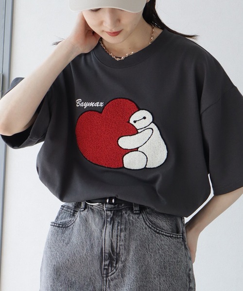 Disney(ディズニー)の「【Disney/ディズニー】サガラ刺繍ハーフスリーブTシャツ(Tシャツ/カットソー・メンズ・ブラック/オフホワイト/オートミール/スミクロ・LL/M/L)」の3枚目の写真