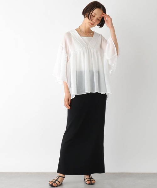 LEPSIM（レプシィム）の「たっぷりギャザーVブラウス　242753（シャツ/ブラウス・レディース・オフホワイト/イエロー/ブルー/ブラック/レッド・FREE）」の20枚目の写真