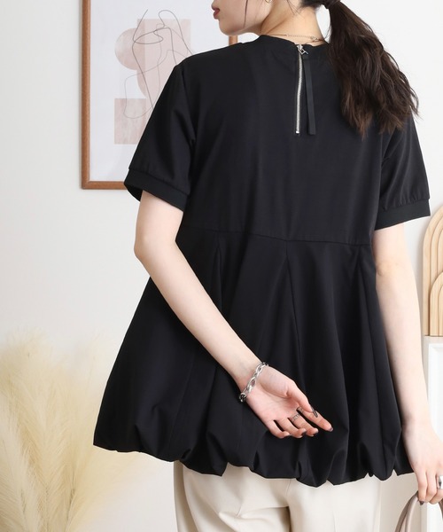 Anna Nicola(アンナニコラ)の「Anna Nicola ふんわりバルーンシルエット 半袖カットソー(Tシャツ/カットソー・レディース・ブラック/グレー/オフホワイト・38)」の12枚目の写真