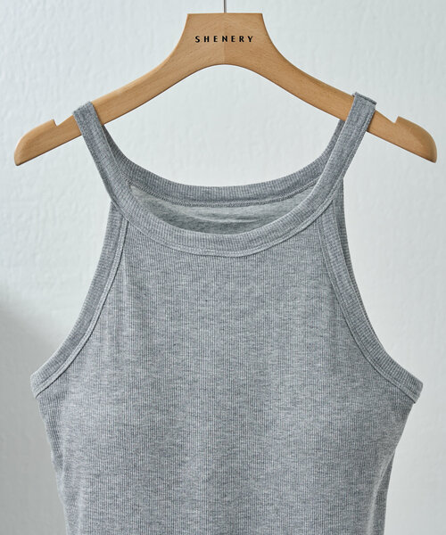 SHENERY(シーナリー)の「《夏のワードローブ》カップ付アメスリリブタンクトップ(タンクトップ・レディース・ブラック/グレー/オフホワイト・MEDIUM/SMALL)」の5枚目の写真