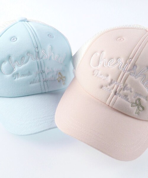 BRANSHES(ブランシェス)の「ロゴ/リボン刺繍メッシュキャップ(キャップ・キッズ・ブルー/ピンク・L/M/S)」の3枚目の写真
