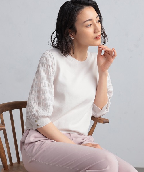 GALLORIA(ギャローリア)の「洗える 袖シャーリングニット(ニット/セーター・レディース・ライトオリーブ/ブラック/ライトグレー・LL/S/M/L)」の2枚目の写真