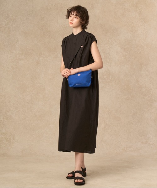 DANTON（ダントン）の「WOMEN'S COTTON LINEN SLUB SLEEVELESS DRESS（ワンピース・レディース・レッド/ブラック/サックスブルー/グレイッシュベージュ・36）」の7枚目の写真