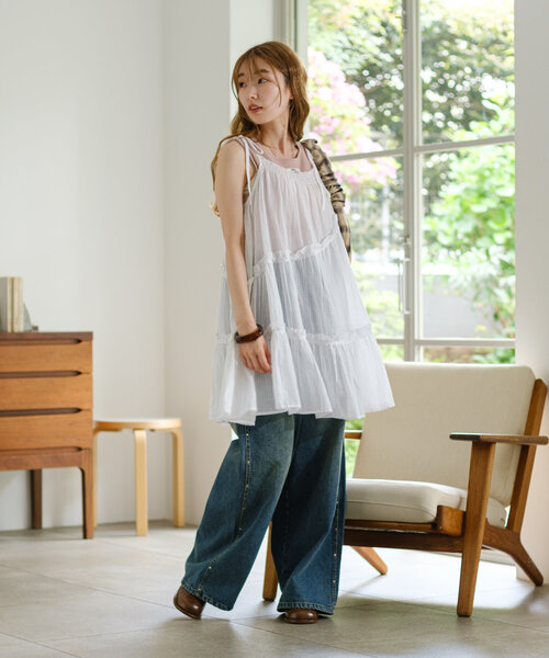 kastane スタッズデニムパンツ　１ ダメージ&ウォッシュ加工ワイドデニムパンツ NZK6093