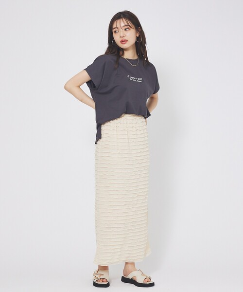 abahouse mavie(アバハウスマヴィ)の「刺繍ロゴTシャツ/半袖(Tシャツ/カットソー・レディース・グレー系その他2/ホワイト系その他2/グレー系その他/ホワイト系その他・フリー)」の10枚目の写真