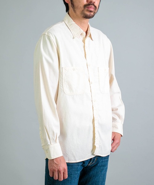 OMNIGOD（オムニゴッド）の「[OMNIGOD mens / オムニゴッド] 生成りシャンブレー ワークシャツⅢ（シャツ/ブラウス・メンズ・アイボリー・2/3/4）」の2枚目の写真