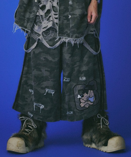 GALFY(ガルフィー)の「GALFY-カモフラかも?ボロボロデカパンショーツ(その他パンツ・メンズ・カーキ/ブラック・XL/L)」の16枚目の写真