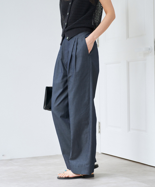 IENA(イエナ)の「《WEB限定/追加》デニムスラックス(デニムパンツ・レディース・ブルー・34/36/38/40)」の2枚目の写真