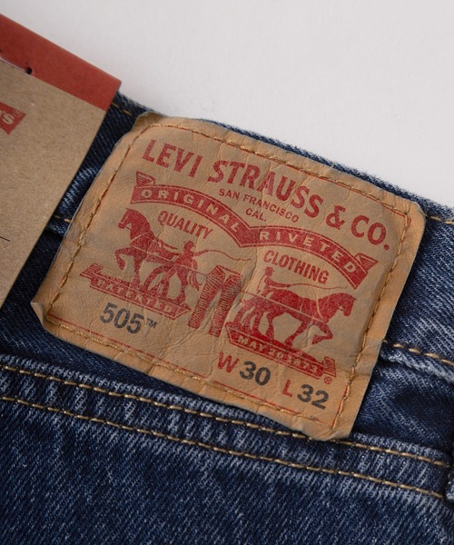 Levi's(リーバイス)の「【74】【Levi's/リーバイス】505 REGULAR STRAIGHT/505レギュラーストレート/ストレッチ/26SS新色追加(デニムパンツ・メンズ・インディゴブルー/ダークインディゴブルー/ライトブルー/ブルー/ライトインディゴブルー・32inch/33inch/34inch/36inch/31inch/30 inch/30inch/29inch/28inch)」の17枚目の写真