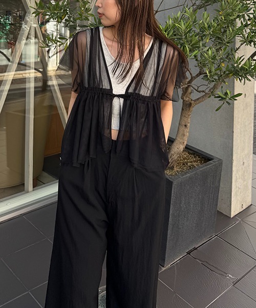 WILLFULLY（ウィルフリー）の「frill sleeve peplum tulle tops（シャツ/ブラウス・レディース・タン/ブラック・FREE）」の14枚目の写真