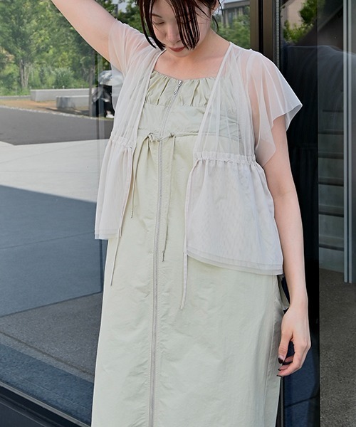WILLFULLY（ウィルフリー）の「frill sleeve peplum tulle tops（シャツ/ブラウス・レディース・タン/ブラック・FREE）」の10枚目の写真