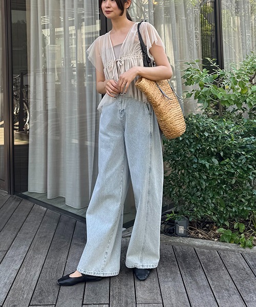 WILLFULLY（ウィルフリー）の「frill sleeve peplum tulle tops（シャツ/ブラウス・レディース・タン/ブラック・FREE）」の4枚目の写真