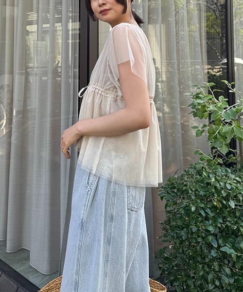 WILLFULLY（ウィルフリー）の「frill sleeve peplum tulle tops（シャツ/ブラウス・レディース・タン/ブラック・FREE）」の6枚目の写真