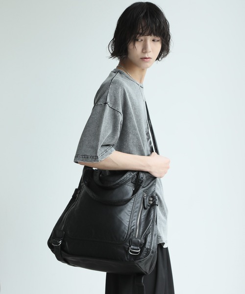 年始セール開始。ブラック　ショルダーバッグ セール】エンボス加工 2way ヴィンテージ ビッグトート/ショルダー