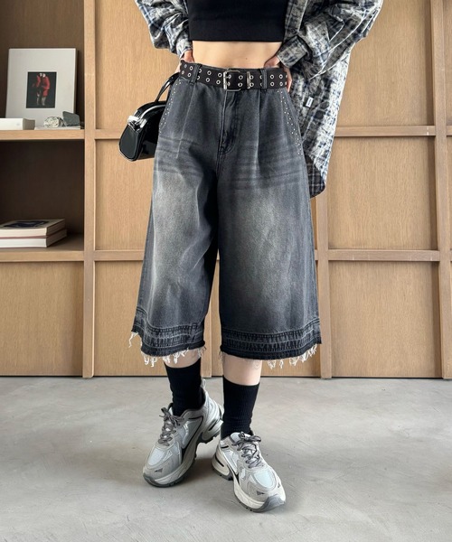 PBLIM(ページボーイリム)の「《UNISEX》スタッズジョーツ(デニムパンツ・レディース・ブラック/ブルー/ブルー系その他・MEDIUM/LARGE)」の2枚目の写真