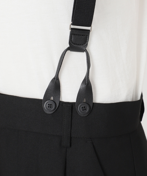 B.C STOCK（ベーセーストック）の「ウォッシャブル / サスペンダー付きタックパンツ（スラックス・レディース・ブラック/チョコ/チャコールグレー・SMALL/MEDIUM）」の6枚目の写真