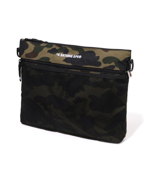 A BATHING APE(アベイシングエイプ)の「1ST CAMO SACOCHE(ショルダーバッグ・メンズ・グリーン/イエロー・FREE)」の3枚目の写真