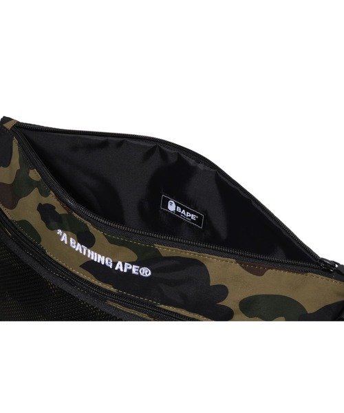 A BATHING APE(アベイシングエイプ)の「1ST CAMO SACOCHE(ショルダーバッグ・メンズ・グリーン/イエロー・FREE)」の7枚目の写真