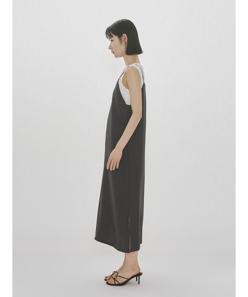 MIDIUMISOLID(ミディウミソリッド)の「MIDIUMISOLID for Ladies 2WAYキャミソールワンピース(ワンピース・レディース・ブラック/チャコールグレー・FREE)」の7枚目の写真
