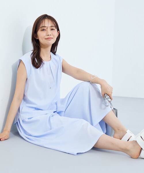 INDIVI(インディヴィ)の「【クールエアー素材/UVケア/セットアップ可能】エアリーフレアパンツ(その他パンツ・レディース・ブラック/ブルー/ホワイト/ライトグレー・40/38/36/15 /13/05)」の11枚目の写真