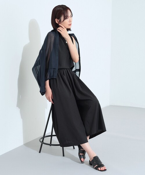 INDIVI(インディヴィ)の「【クールエアー素材/UVケア/セットアップ可能】エアリーフレアパンツ(その他パンツ・レディース・ブラック/ブルー/ホワイト/ライトグレー・40/38/36/15 /13/05)」の17枚目の写真