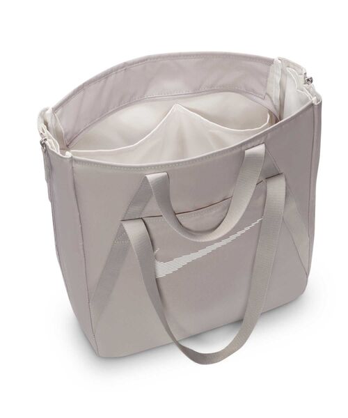 NIKE（ナイキ）の「ナイキ ジム トート (28L) / Nike Gym Tote (28L) DR7217-009 College Grey（トートバッグ・レディース・グレー系その他2・ONE SIZE）」の5枚目の写真