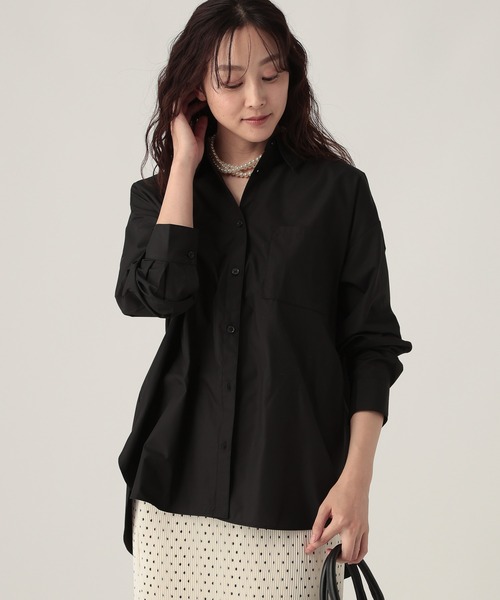 Elura（エルーラ）の「ハリ感レギュラーシャツ / 588158（シャツ/ブラウス・レディース・ブラウン/ホワイト/ライトピンク/ライトブルー/ブラック・LARGE/MEDIUM）」の2枚目の写真