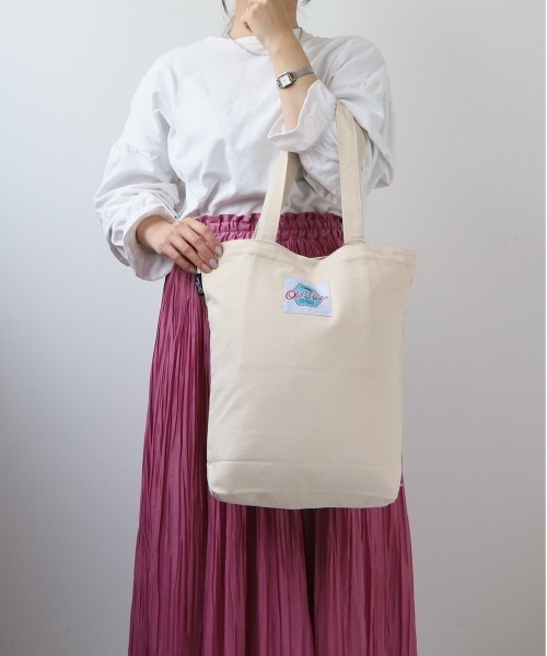 BACKYARD FAMILY(バックヤードファミリー)の「Old Resta BIG TOTE BAG(トートバッグ・レディース・その他1/その他2/その他3/ホワイト系その他/ホワイト系その他6/ホワイト系その他7/その他/ホワイト系その他2/ホワイト系その他4/ゼブラ/その他5/その他6/その他4/ホワイト系その他5/ホワイト系その他3・FREE)」の17枚目の写真