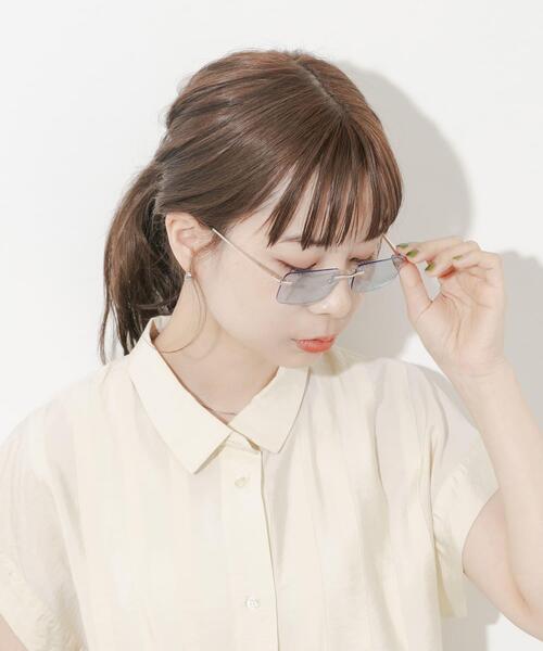 SMELLY(スメリー)の「リムレスカラーサングラス(サングラス・レディース・ブルー系その他/ブラック系その他・-)」の4枚目の写真