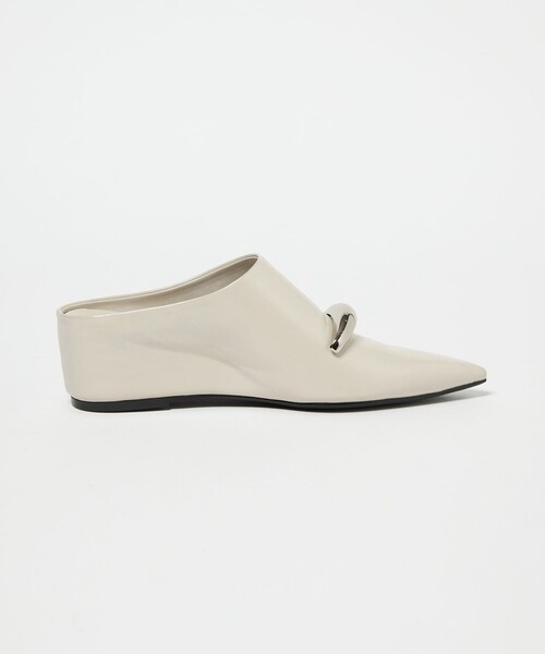 SY UNITED ARROWS(シーユナイテッドアローズ)の「<SY> ポインテッドインヒールウェッジミュール サンダル55↑(サンダル・レディース・オフホワイト/ブラック/ネイビー・22cm/22.5cm/23cm/23.5cm/24cm/24.5cm/25cm)」の6枚目の写真
